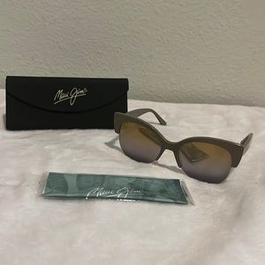 *USED* Maui Jim Mariposa ivory with gold and HCL bronze